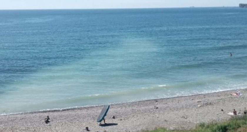 «3 трагедии за час»: приморский пляж превратился в «воронку смерти»