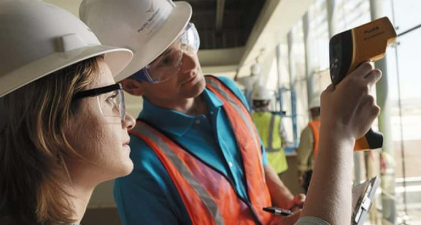 Преимущества услуг технического обследования зданий и сооружений