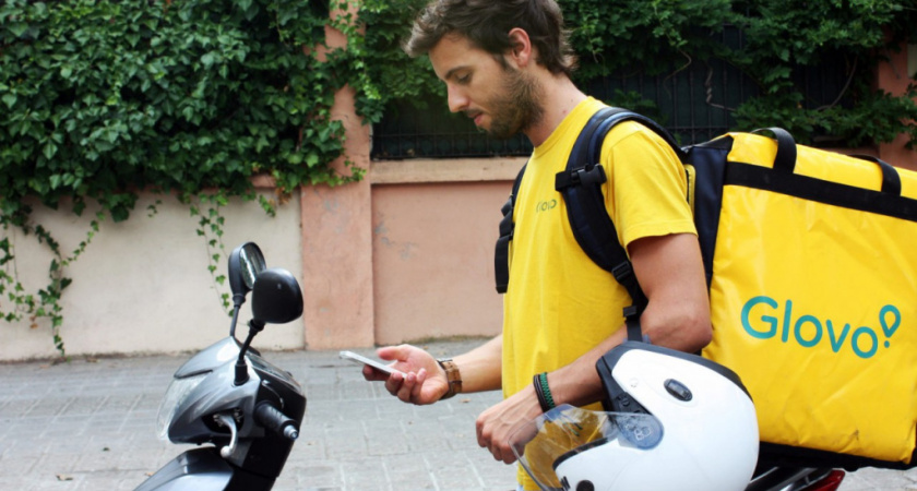 Преимущества аренды мопеда для работы в курьерской службе