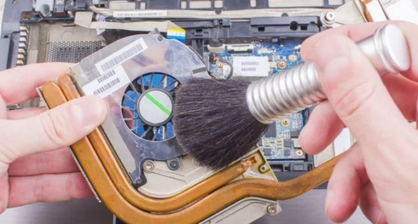 Долгий срок службы и эффективность: 5 основных преимуществ чистки ноутбука от пыли