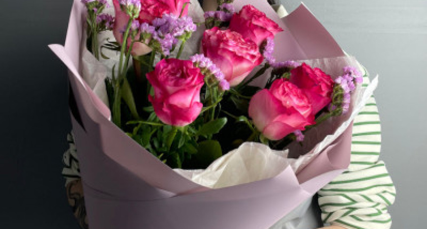 Преимущества заказа букетов с доставкой: удобство и временная экономия