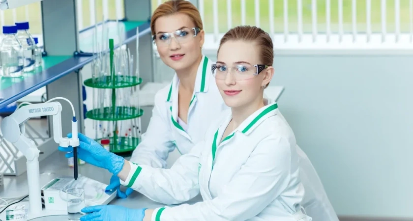 «Р-Фарм» – ведущая российская фармацевтическая компания: от лаборатории до ваших лекарств