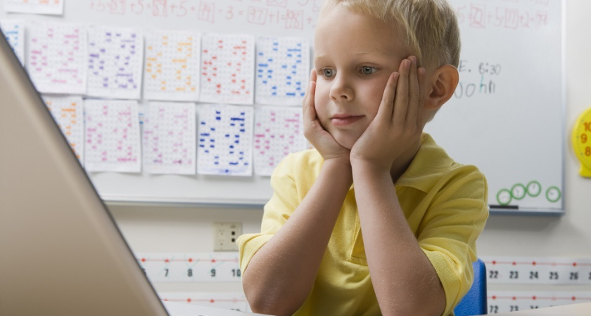 Преимущества онлайн-курсов программирования для детей школьного возраста