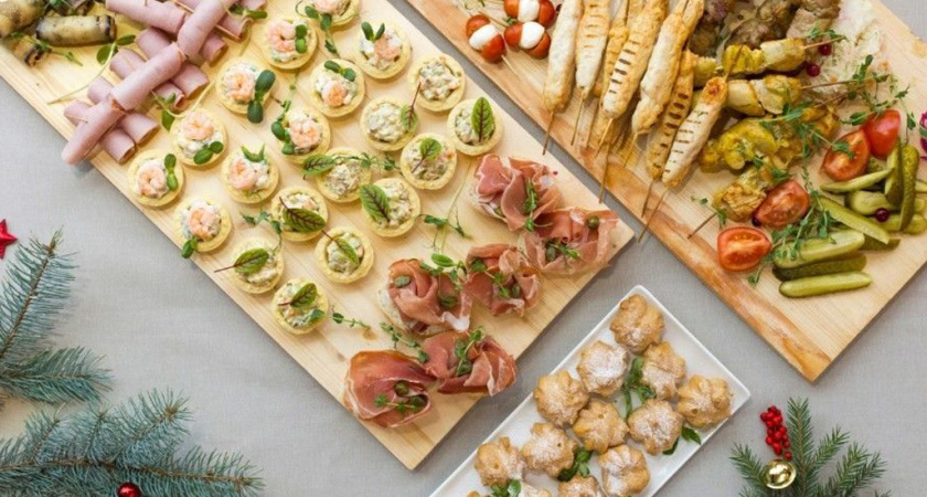 Преимущества покупки еды на праздничный стол в интернете