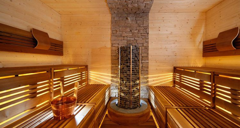 Как выбрать баню или сауну для отдыха: преимущества и советы