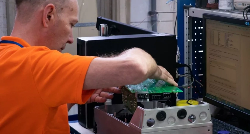 Преимущества качественного ремонта электроники в Санкт-Петербурге с гарантией