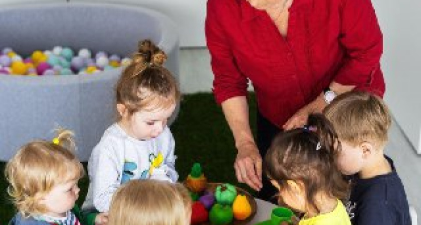 Развивающие занятия с детьми до 1,5 лет: ключ к гармоничному развитию малышей