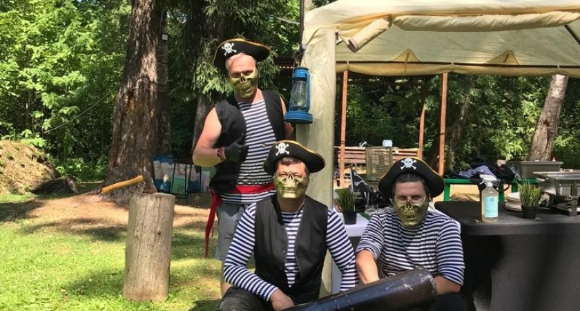 Праздничный сервис "Товарищ Полковник": Преимущества организации пиратского праздника