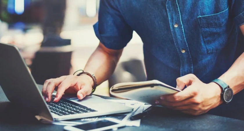 Онлайн курсы и профессии с нуля