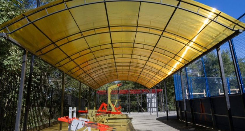 Во Владивостоке открылись 5 спортплощадок с ниндзя-спортом и скалодромами