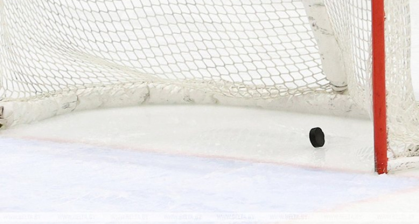 Адмирал" отыгрался после курьёзного гола и одержал вторую победу подряд в овертайме против "Лады