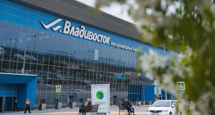 1000 рублей за каждые 15 минут: аэропорт Владивостока ввёл драконовские тарифы на парковку