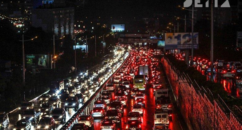 14 тысяч владивостокцев восстали против выделенки: автобусов меньше, пробки хуже, час пик с 7 утра