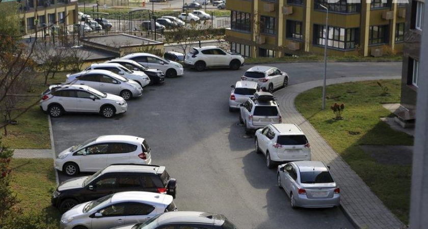 Застройщики Владивостока подняли «бунт» против парковок: 84% жителей сказали «нет»