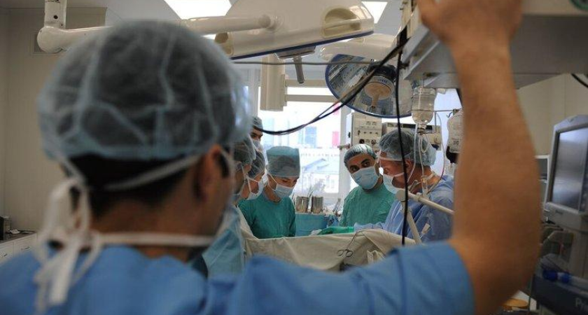 Через подмышку без шрамов на шее: врачи Владивостока освоили уникальную операцию на щитовидке