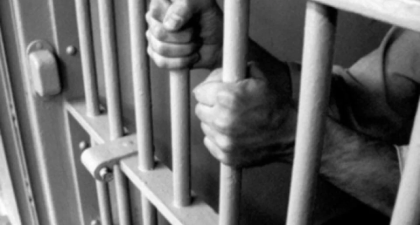 Отмывали 1,5 миллиарда: суд вдвое сократил сроки пятерым участникам преступной группы