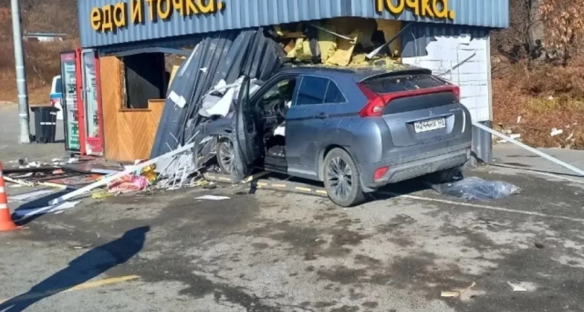 «Стоит незаконно с 2012 года»: прокуратура взялась за пит-стопы после гибели сотрудника