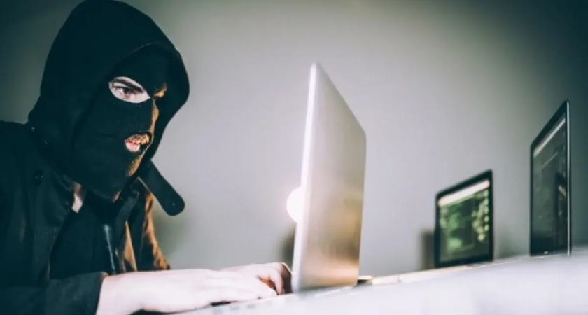 Миллиард потерь: 10 тысяч подростков Дальнего Востока стали соучастниками мошенников