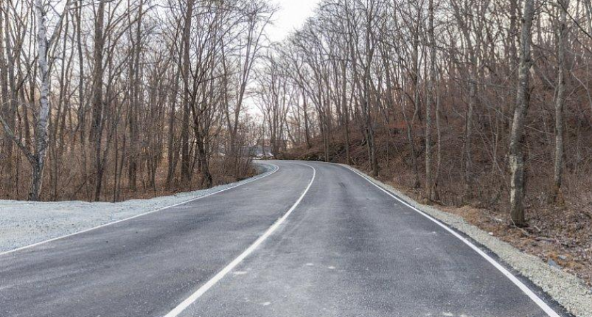 3,5 км асфальта вместо грунтовки: во Владивостоке завершают дорогу к «Маяку»