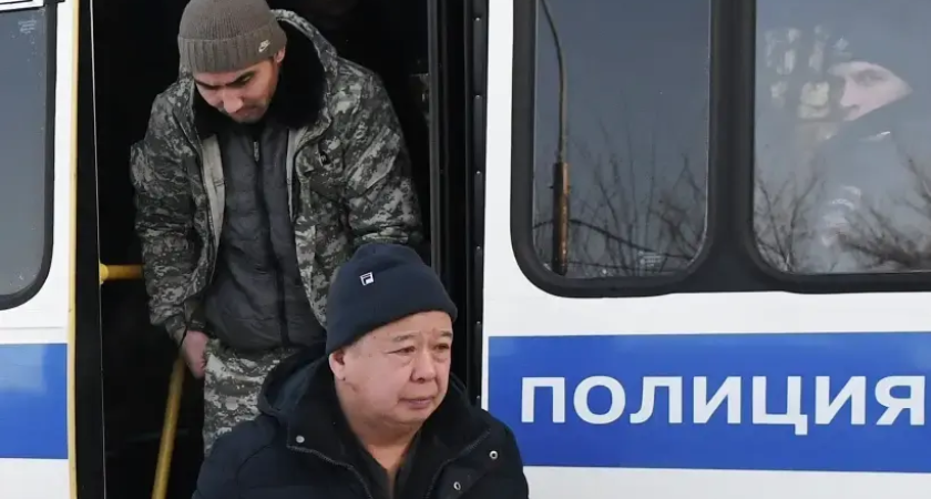 Приморье закрыло мигрантам 88 профессий: запреты расширились в 2,5 раза