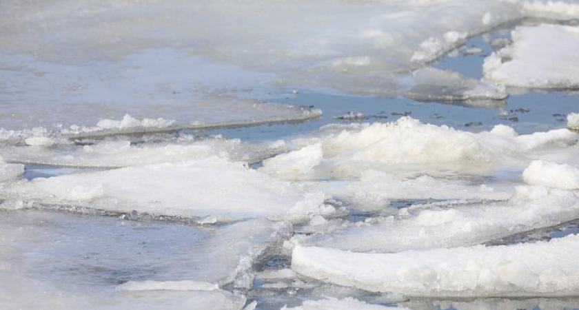 Владивосток запретил выход на лед до января 2026: опасный сезон
