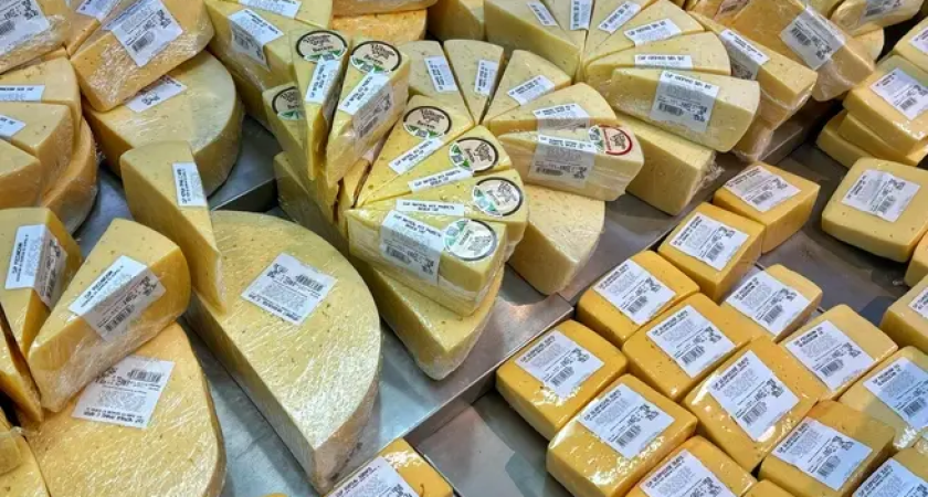 Сыр во Владивостоке подорожал на 300 рублей: пармезан уже за 2676 рублей