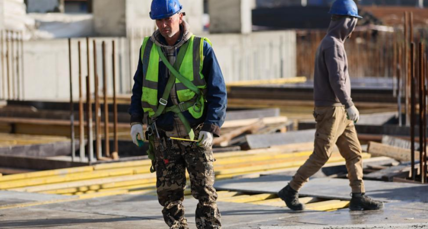 Приморье освободила 50 тыс. вакансий: строительство и промышленность ждут российских работников