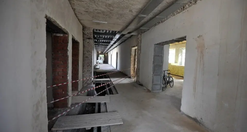 Прокуратура вмешалась: строительство школы на 1275 мест буксует во Владивостоке