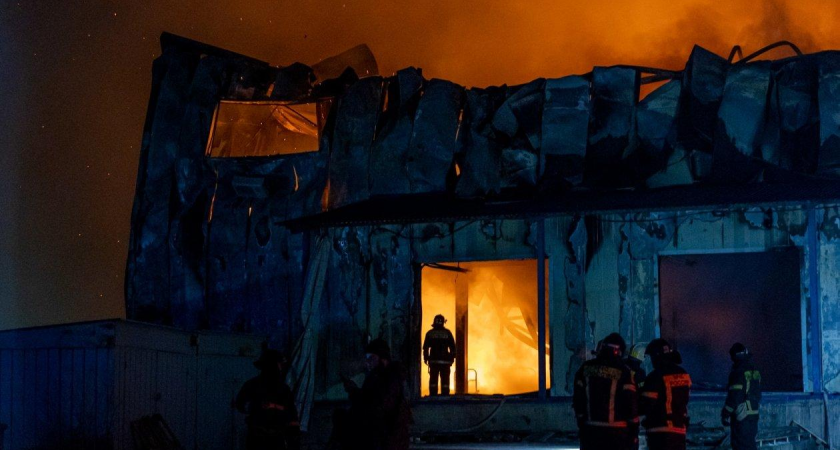 49 пожаров за ночь: новогодние праздники в Приморье унесли жизнь