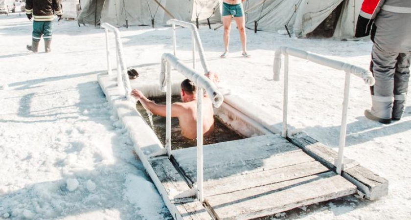 18 прорубей откроют в Приморье на Крещение: полный список мест