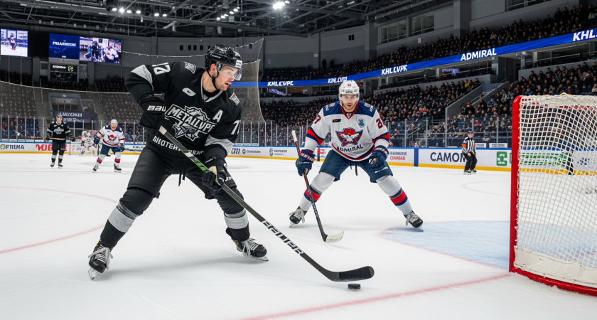 «Металлург» разгромил «Адмирала» 8:4, продлив серию до семи побед