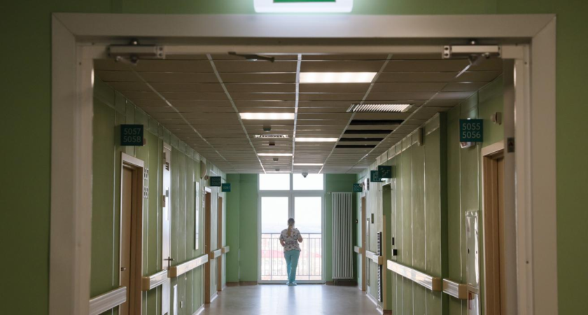 «Перепутали бирку, но не детей»: семьи требуют 30 млн за подмену новорожденных в приморском роддоме в 1989 году