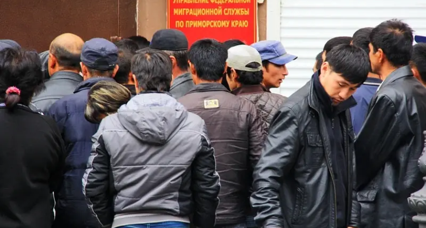 Более 4000 мигрантов не вернутся в Приморье: запрет на въезд после 23 тысяч нарушений