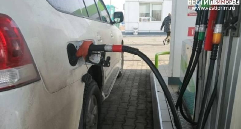 Работница АЗС в Приморье разоблачила схему недоплат и отсудила компенсацию через приставов