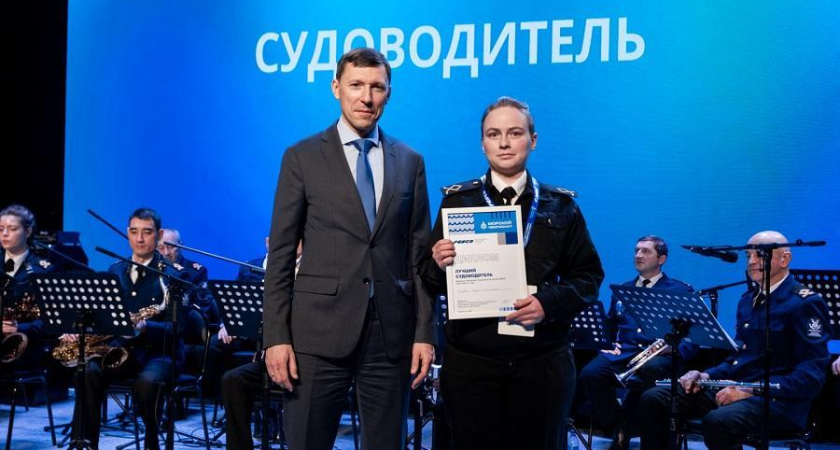 «Сибирские мореходы» с девушкой-судоводителем завоевали штурвал победителя на Морском чемпионате FESCO