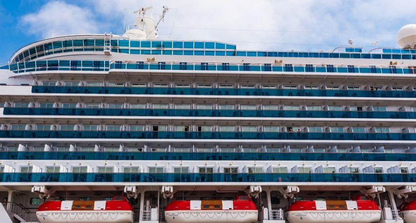 Китай перехватывает рынок круизов: безвизовый режим с РФ и конфликт с Японией запустят лайнеры Шанхай-Владивосток уже летом