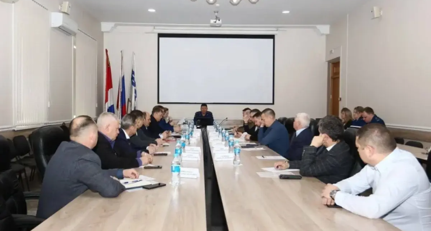 Экологический надзор за угольными терминалами: транспортный прокурор провел срочное совещание в портах Приморья