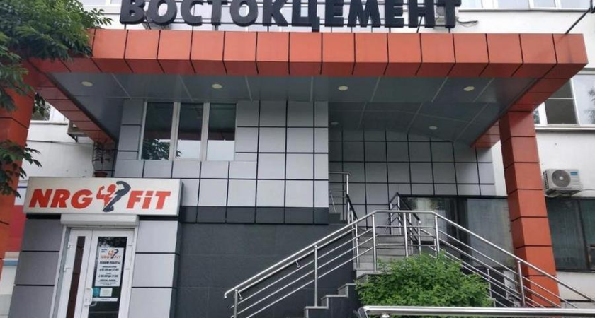 Экс-вице-премьер Крыма возглавил конфискованный «Востокцемент», оставив брата опального экс-мэра Пушкарева в замах