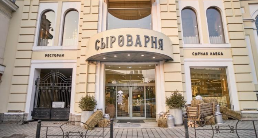 Внезапный замок и еда на благотворительность: «Сыроварня» во Владивостоке обжалует «тайное» решение суда