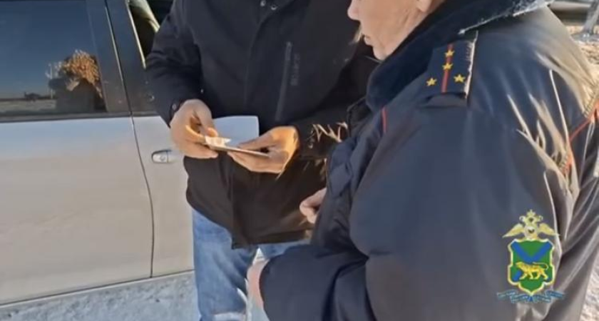 Масштабный рейд в Артеме: 12 мигрантов задержаны, семеро депортируются