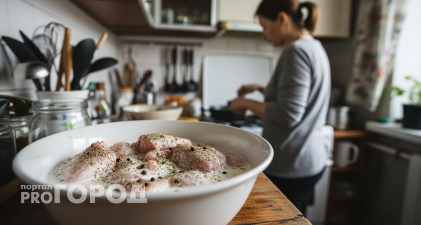 Курица на кефире стала моим коронным блюдом: гости думают что это дорогой деликатес