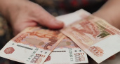 Банки массово отказывают россиянам в снятии наличных: 100 признаков "подозрительности" от ЦБ