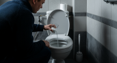 Простая кухонная соль творит чудеса с унитазом и экономит тысячи на сантехниках