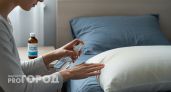 Забытый аптечный препарат за 50 рублей превращает застиранные подушки в идеально белые
