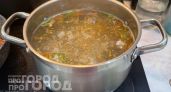Вы зря добавляете этот продукт в куриный бульон: он безнадежно портит вкус и чем его лучше заменить