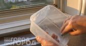 Больше не тратьте силы на оттирание клея: эта копеечная вещь из вашей аптечки очистит всё без единой царапины