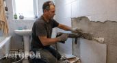 Больше никакой плитки в ванной: этот бюджетный материал клеится за пару часов и выглядит как премиум ремонт