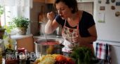 Секрет ярко рубинового борща раскрыт: как правильно подготовить свеклу чтобы суп не стал блеклым и бурым