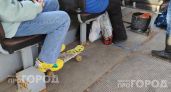 Всего 3 пшика на стельку избавят от запаха пота в любой обуви: делюсь простым способом на все лето