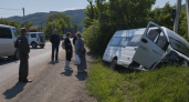 Автобус с 20 пассажирами съехал в кювет после столкновения с Suzuki